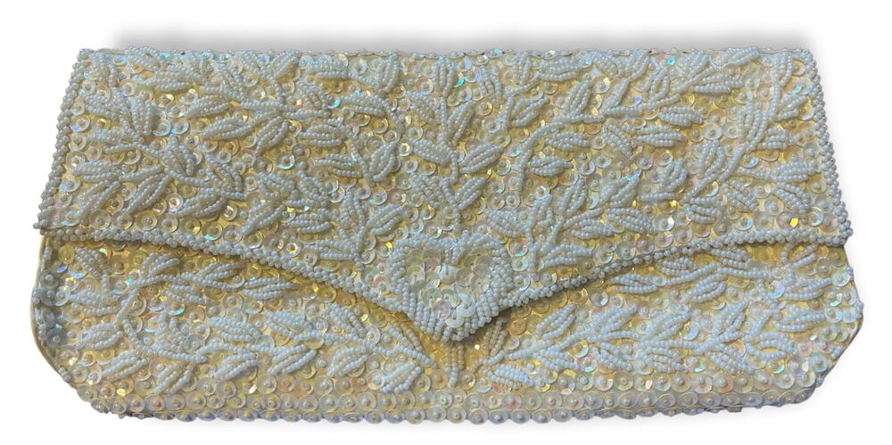 Vintage Sequin Pearl Corliss Clutch in EUC